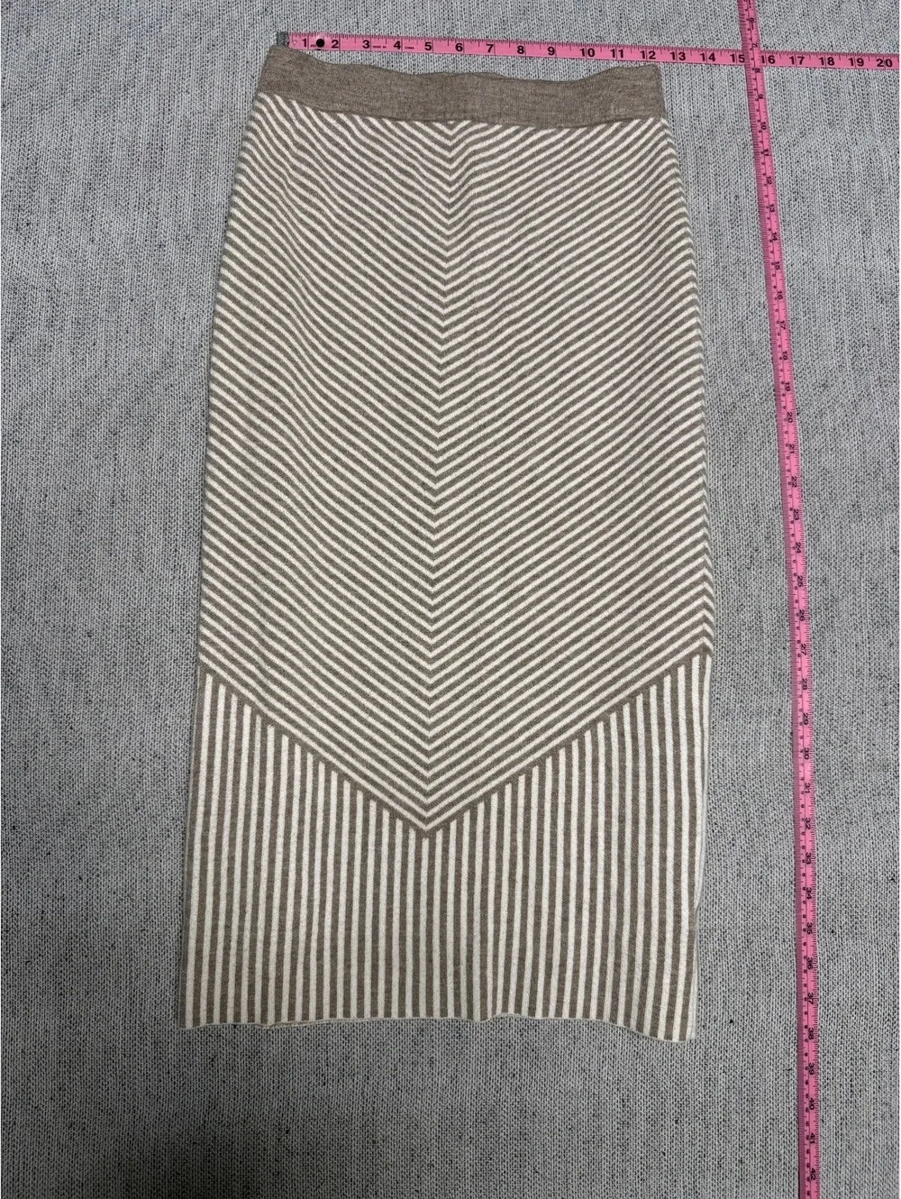 Rachel Zoe Tan Cream Chevron Knit Pull On Pencil Skirt XS